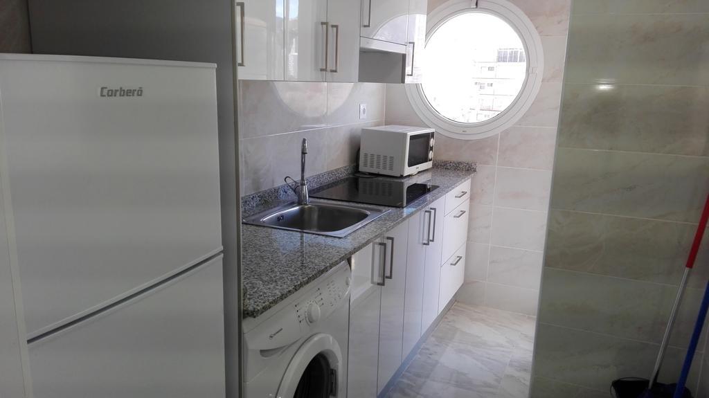 Apartamentos Los Caballos Benidorm Bagian luar foto